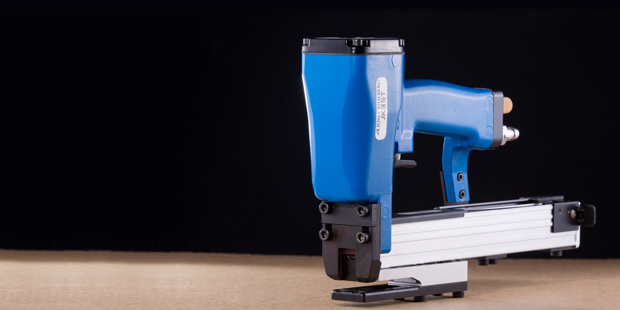 Plier-nitoja JK35T590