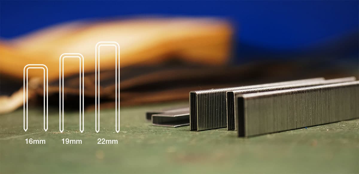 JK780 – A staple specialized for clog manufacturing